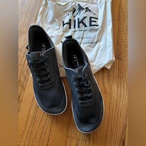 HIKE Women's Black Athletic Shoes
